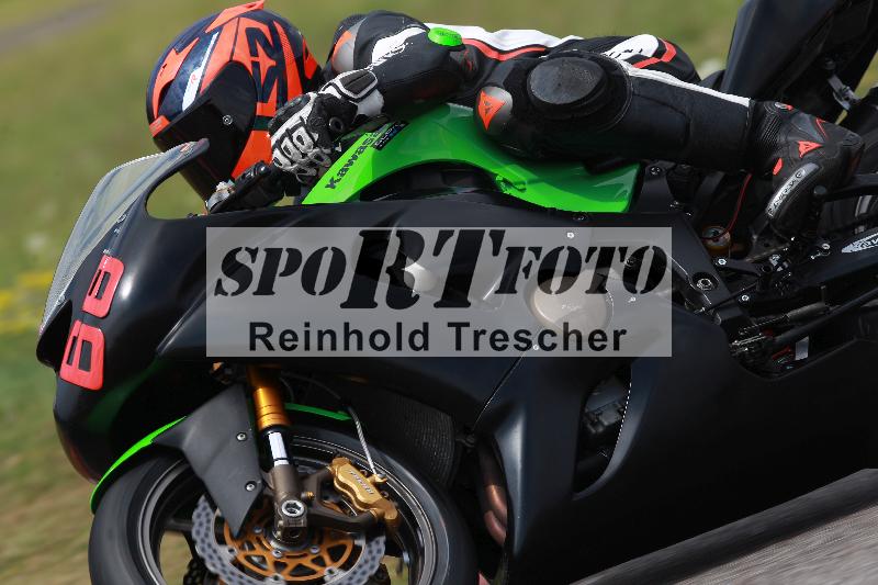 Archiv-2022/13 25.04.2022 Plüss Moto Sport ADR/Freies Fahren/66